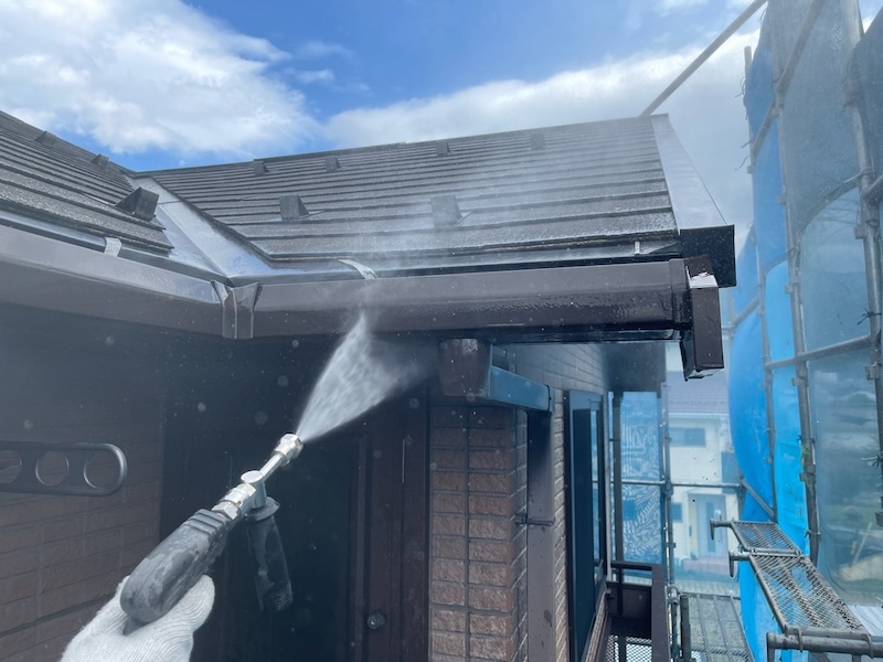 長野県松本市　K様邸　屋根・外壁塗装工事　下地処理 高圧洗浄