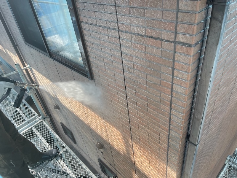 長野県松本市　K様邸　屋根・外壁塗装工事　下地処理 高圧洗浄