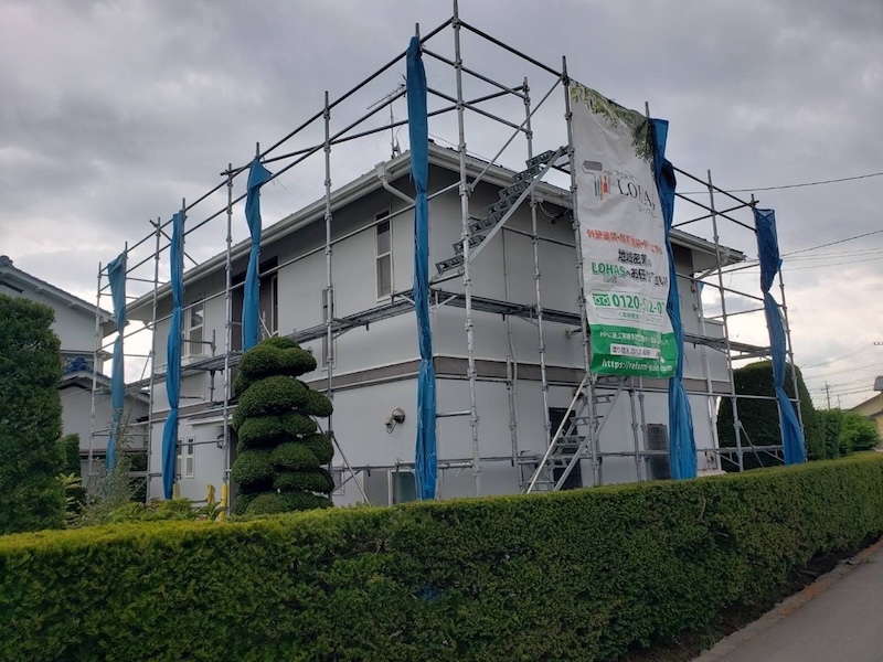 長野県松本市　K様邸　屋根塗装・外壁塗装工事　足場の組み立て設置