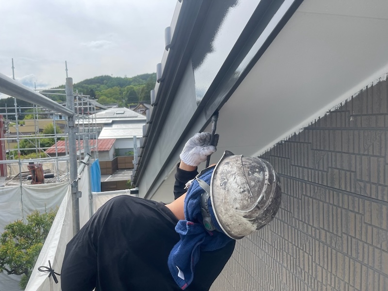 長野県岡谷市｜高所にある部材は足場があるうちに修理！