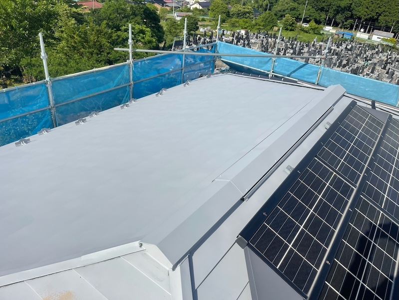 屋根の遮熱塗装、下塗り剤にも遮熱性を備えています！｜長野県上伊那郡辰野町