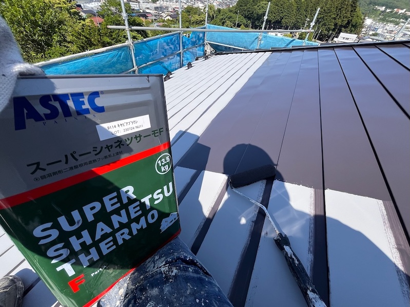 遮熱塗料は金属屋根におすすめ!|長野県上伊那郡辰野町