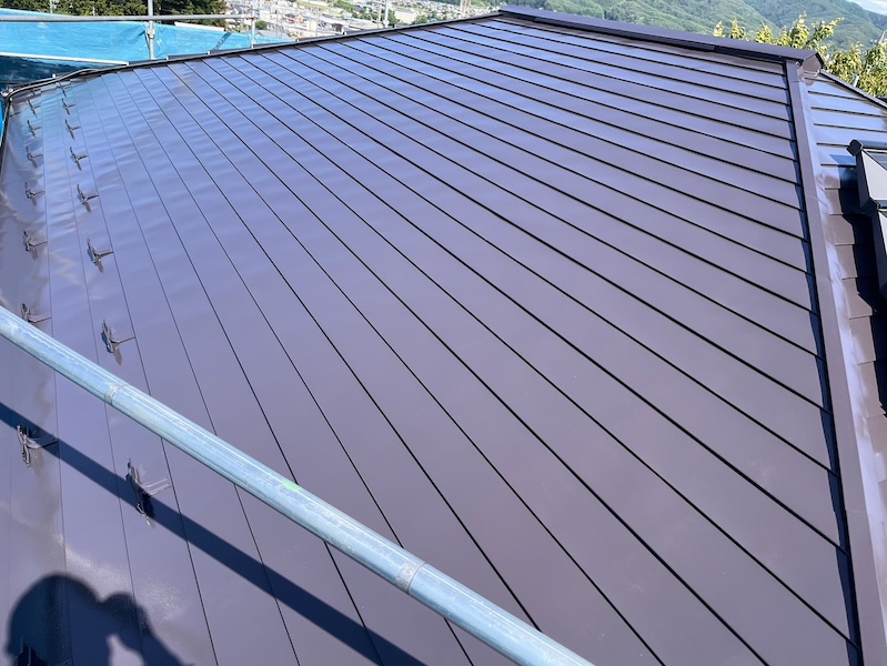 遮熱塗料は金属屋根におすすめ!|長野県上伊那郡辰野町