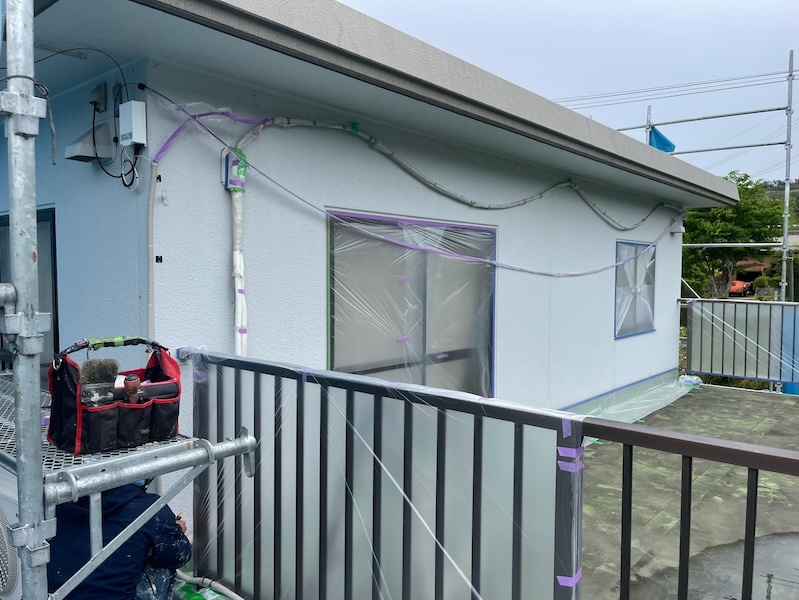 現場環境を守り、塗装の品質を高める養生作業!|長野県松本市