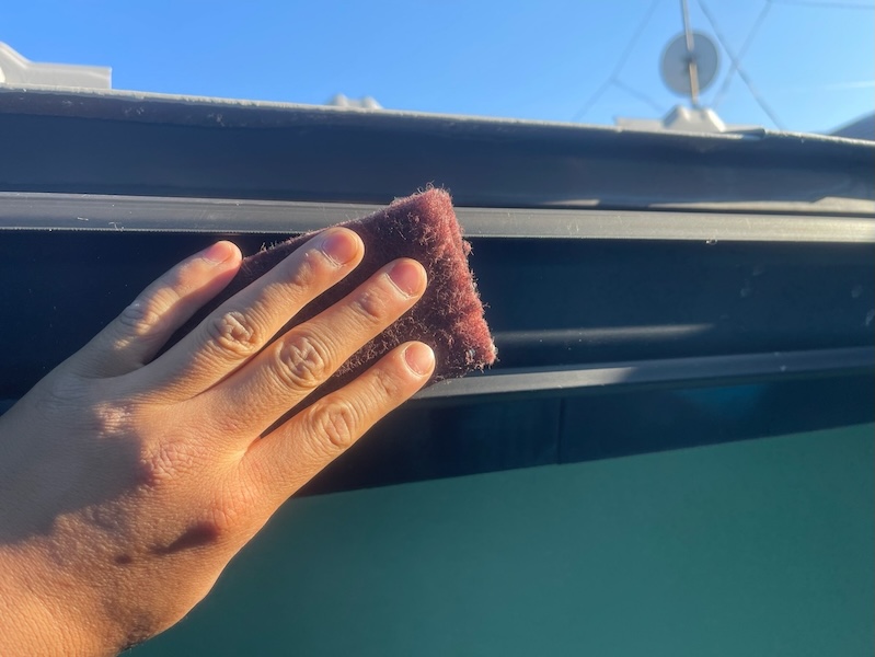 外壁塗装の「ケレン」とは?下地処理の重要性と手抜き業者を見極めるコツ