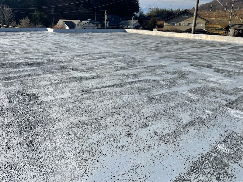 長野県松本市|S様邸 外壁塗装・屋上とバルコニー防水工事が完了!施工前後をご紹介!