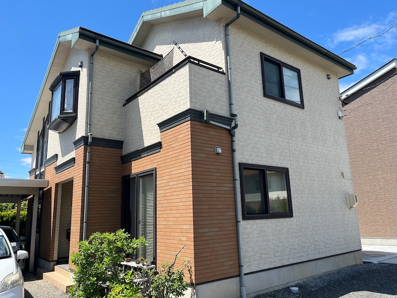 I様より外壁塗装工事のご依頼をいただきました!劣化調査と足場の組み立て設置までをご紹介!|長野県松本市