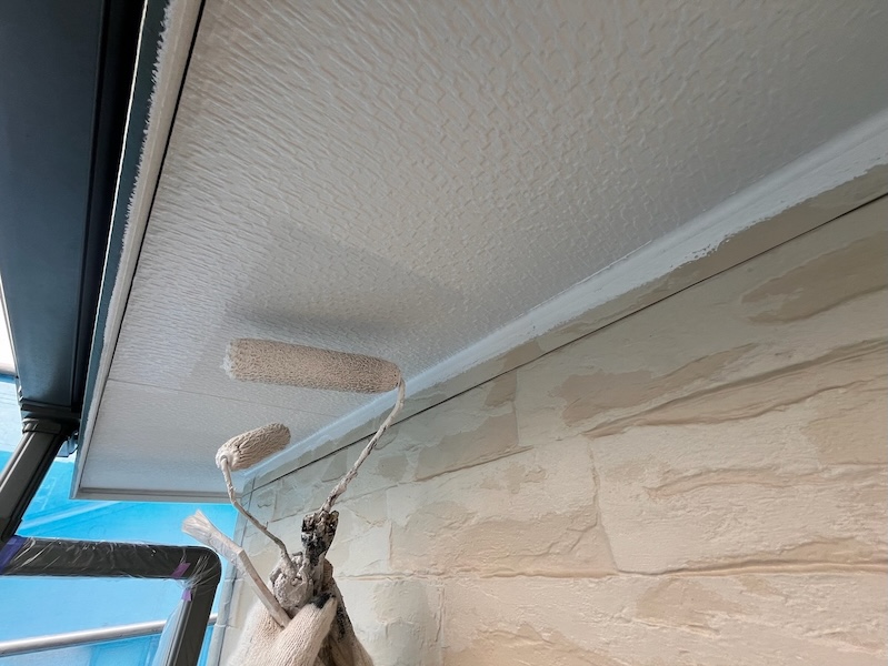 長野県松本市|付帯部とは?霧よけ取り合い部シール処理・塗装、軒天・幕板の塗装