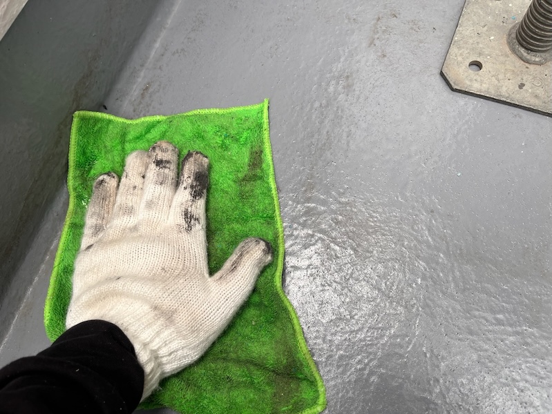 ベランダFRP防水のトップコートを塗り替えました!|長野県松本市