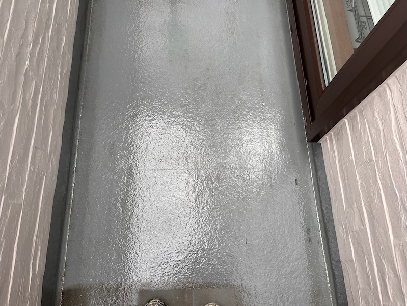 ベランダFRP防水のトップコートを塗り替えました!|長野県松本市