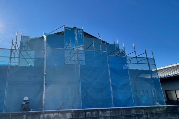長野県松本市　H様邸　足場組み立て設置　塗装はセットがお得です！
