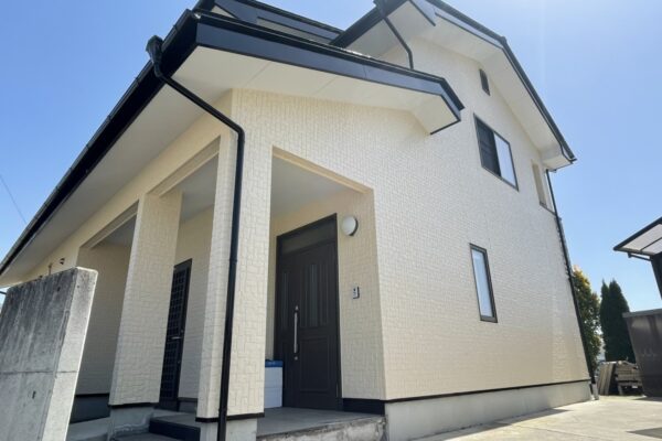 長野県小諸市　H様邸　屋根・外壁塗装工事　塗装工事が完了しました工事が完了しました！