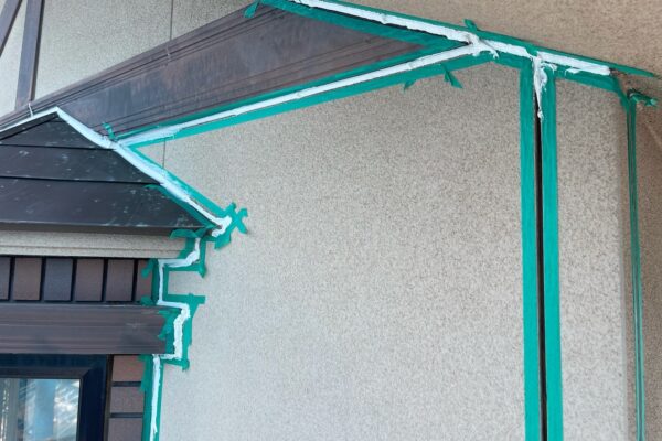 長野県塩尻市　M様邸　外壁・屋根塗装工事　塗装工事はコーキング工事も一緒に！