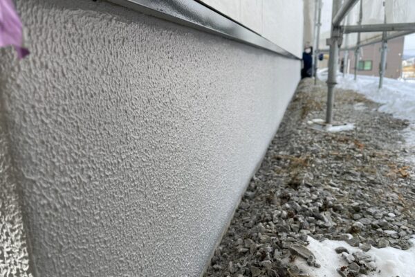 長野県茅野市　M様邸　屋根・外壁塗装工事　基礎塗装工事