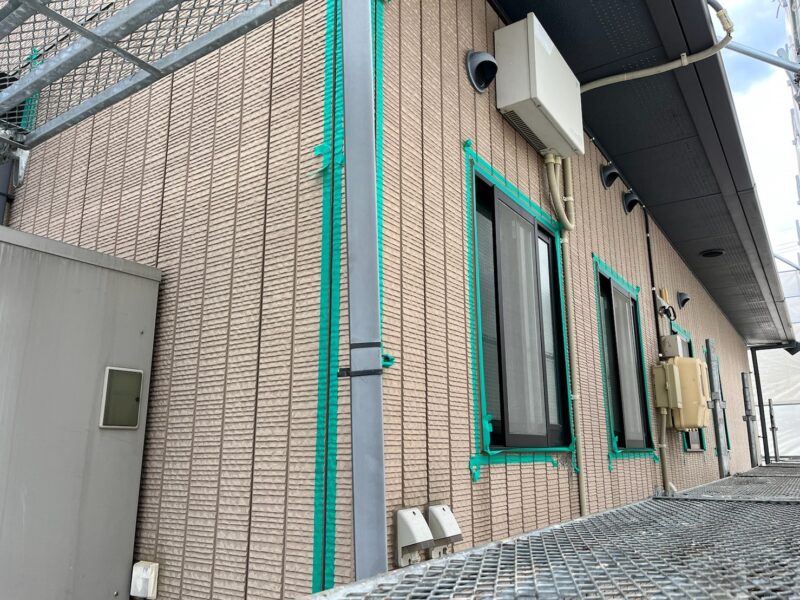長野県上伊那郡　O様邸　屋根・外壁塗装工事　サイディング目地のコーキング打ち替え工事
