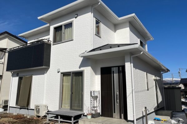 長野県茅野市　M様邸　屋根・外壁塗装工事　外壁塗装をする目的を解説！
