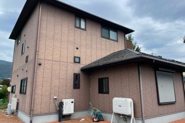 外観の雰囲気が変わり、とても満足しています！【長野県松本市　K様邸】屋根塗装・外壁塗装・付帯部塗装・コーキング工事
