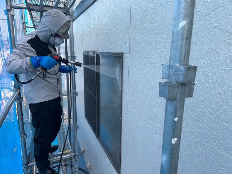 長野県松本市　S様邸　屋根・外壁塗装工事　足場の設置〜高圧洗浄