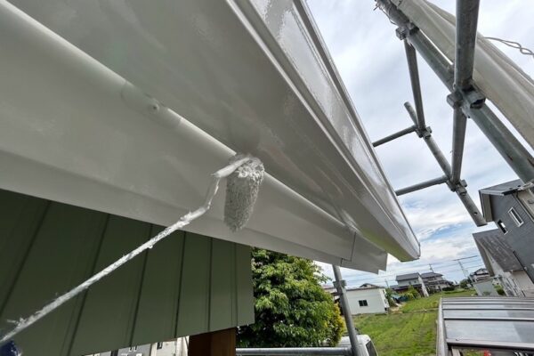 破風板と雨樋は水に触れやすいところなので状態に注意！｜長野県上伊那郡箕輪町