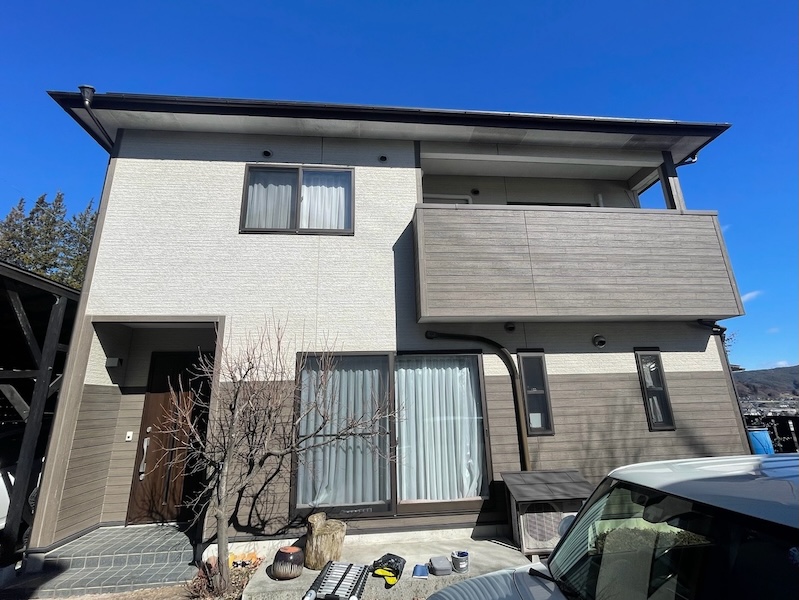 K様より屋根塗装・外壁塗装工事のご依頼！施工前をレポート｜長野県上伊那郡辰野町