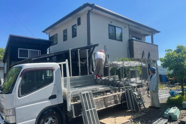 長野県上伊那郡辰野町｜塗装工事では足場の設置が必須！