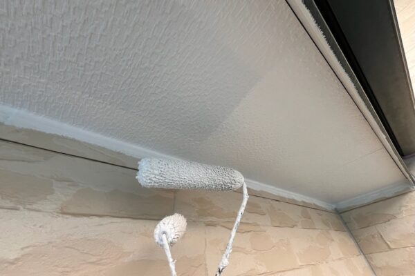 長野県松本市｜付帯部とは？霧よけ取り合い部シール処理・塗装、軒天・幕板の塗装