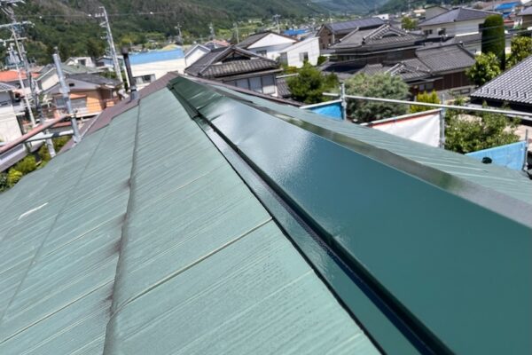 長野県松本市｜塗装不要な屋根でも板金の塗装は必要です！