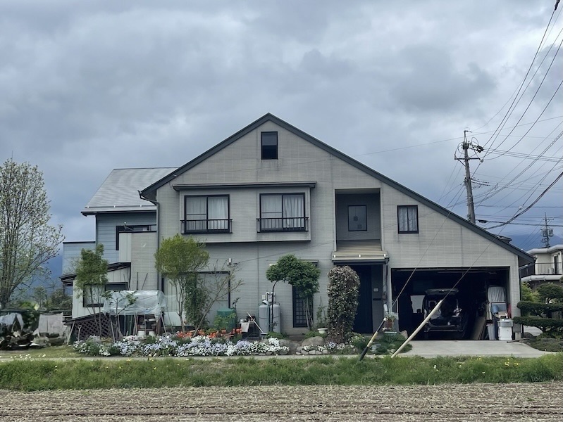 長野県上伊那郡 K様邸 屋根塗装・外壁塗装・一部外壁張り替え工事「プロのチームとしてすばらしい連携を見せていただき、ありがとうございました」