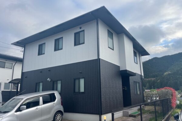長野県塩尻市 A様邸 外壁塗装工事「他社と比較して提案力が良かった。養生期間もしっかり取っていただき、ていねい感があった。」