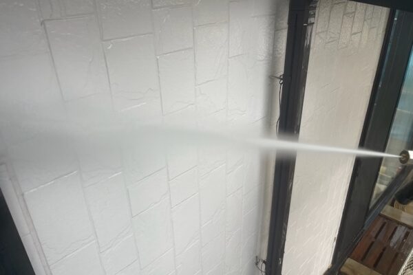 高圧洗浄を行いました！洗浄する目的と作業時間、洗浄時の注意点について｜長野県松本市